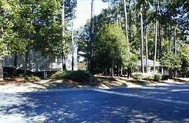 Walk-In Closets, Fireplace, Pool, Tennis in Duluth, GA (Photo 5 of 5)