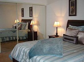 Full Size Laundry in Each Unit! Screened in Lake Worth, FL (Photo 3 of 5)