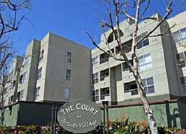2 Bed 2 Bath Santa Ana, Balcony, Washer/ in Santa Ana, CA