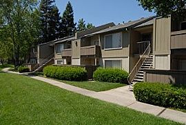 2 Bedroom Apartment at Laurel Oaks Apart in Sacramento, CA (Photo 2 of 3)