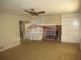 Spacious Ranch Home in Established Commu in Lawrenceville, GA (Photo 4 of 5)