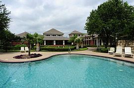 2 Bd/1 Bath Roomy Closets and Designer I in Grand Prairie, TX (Photo 3 of 5)