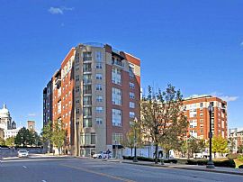 2 Bd/2 Bath Live in The Heart of Downtow in Providence, RI