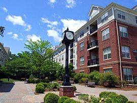 2 Bd/2 Bath Newton 2 Bedroom with Gourmet in Newton, MA (Photo 3 of 5)