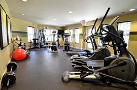 2 Bd/1 Bath Jogging Trail W/fitness Stat in Mount Pleasant, SC (Photo 4 of 5)