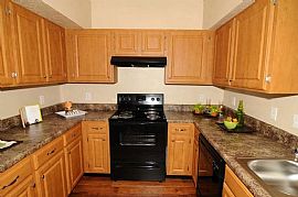 2 Bd/2 Bath Pet Friendly Community With in Cary, NC (Photo 2 of 5)