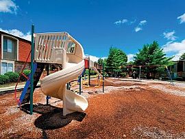 3bd Pet Friendly Apartments in Nashville in Bellevue, TN (Photo 3 of 5)