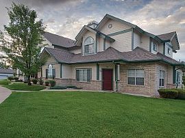 3bd Apartments and Townhomes in Centenni in Centennial, CO