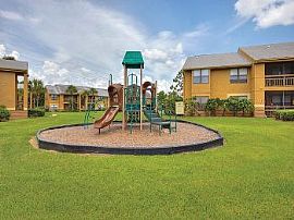 2bd Pet Friendly Apartments in Orlando F in Orlando, FL (Photo 3 of 5)