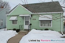 Very Nice 2 Bedroom Home in a Quiet Neig in Minneapolis, MN