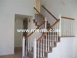 Great Home in Elk Grove, CA (Photo 4 of 5)