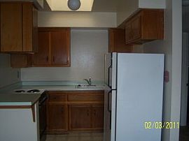 Cozy Apartment in Elk Grove, CA (Photo 2 of 3)