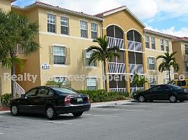 Condo Rental Home in Fort Myers in Fort Myers, FL