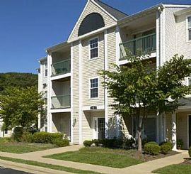 2 Bd/1 Bath in The Heart of The Blue Rid in Front Royal, VA