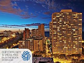 3bd Chicago Apartments with Modern Kitch in Chicago, IL (Photo 2 of 5)