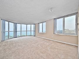 3bd Chicago Apartments with Modern Kitch in Chicago, IL (Photo 5 of 5)