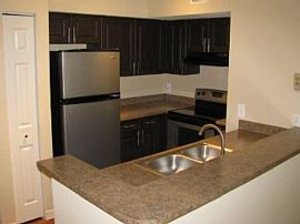 2 Bd/2 Bath Resort Style Living with Acc in Lake Park, FL (Photo 2 of 5)