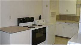Application Pending Tacoma 1 Bedroom in Lakewood, WA (Photo 3 of 5)