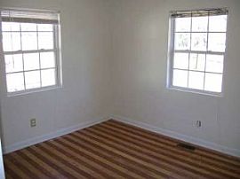 3 Bed, 2 Bath Home Located Seconds Off O in Charlotte, NC (Photo 5 of 5)