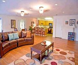 Gated 2bed/2bath in Dallas,Near Shops,Ba in Dallas, TX (Photo 3 of 5)