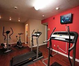 Pool, Fitness Center, Bbq Area and Covered in Humble, TX (Photo 5 of 5)