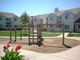 2 Bedroom Apartment at West Capitol Cour in Southport, CA (Photo 3 of 3)