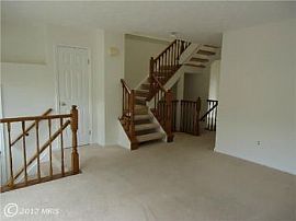 Seven Oaks, 3 Br, 3.5 Bath in Odenton, MD (Photo 3 of 5)