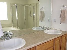 Beautiful Two-Story in Tallgrass in Aurora, CO (Photo 4 of 5)