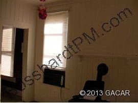 1 Bed 1 Bath Condo Rental in Gainesville, FL (Photo 3 of 4)
