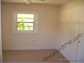 4 Bed 2 Bath Condo Rental in Gainesville, FL (Photo 2 of 5)