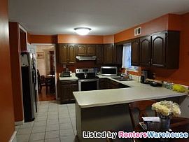 Spacious 4bed/2.5bath Single Family Home in Laurel, MD (Photo 3 of 5)