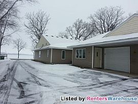One Level Living on The Lake in Silver Lake, MN (Photo 3 of 5)