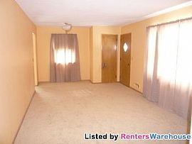 Affordable 3 Bedroom in Blaine W/updates in Blaine, MN (Photo 3 of 5)