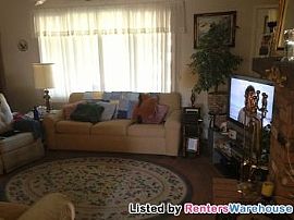 Renters Warehouse Leasing The Property in Tempe, AZ (Photo 4 of 5)