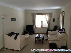 Single Family Home in St Paul Available in Little Canada, MN (Photo 3 of 5)