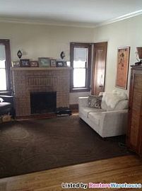 Fantastic 3/2 Sfh in Great Sw Minneapoli in Edina, MN (Photo 2 of 5)