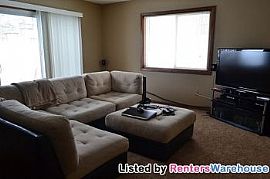 3br/2ba Twinhome in Eden Prairie Availab in Eden Prairie, MN (Photo 5 of 5)