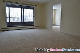 Immaculate 2br/2ba Condo in Edina! in Bloomington, MN (Photo 4 of 5)