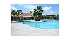 2 Bd/2 Bath Avenue Royale Is Convenientl in Jacksonville, FL (Photo 5 of 5)