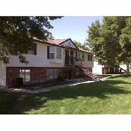 2 Bed Apartment with 2 Car Garage in Idaho Falls, ID (Photo 4 of 4)