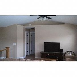 3 Bedroom 2 Bath 3200 Sq Ft Home in a Ga in Idaho Falls, ID (Photo 3 of 5)