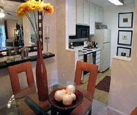 2 Bed 2 Bath in Hayward with Great School in Hayward, CA (Photo 3 of 5)