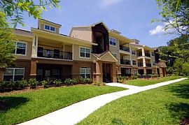 2 Bd/2 Bath Minutes From The Beach! Dire in Jacksonville, FL