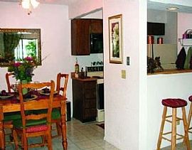 1 Bd/1 Bath Tulsa Apartments with Washer And in Tulsa, OK (Photo 2 of 5)