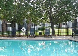 1 Bd/1 Bath Tulsa Apartments with Washer And in Tulsa, OK (Photo 5 of 5)