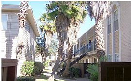 2 Bd/1 Bath Houston Apts Next to The Joh in Clear Lake City, TX (Photo 5 of 5)