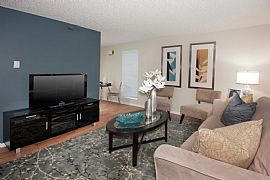 2 Bd/1 Bath Comfortable Living at An Aff in Broomfield, CO (Photo 3 of 5)