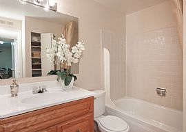 2 Bd/1 Bath Comfortable Living at An Aff in Broomfield, CO (Photo 5 of 5)