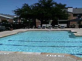 2 Bd/2 Bath Camelot Village Apartments W in Mesquite, TX (Photo 3 of 5)