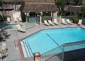 2 Bed 1 Bath Anaheim, Dishwasher, Balcon in Anaheim, CA (Photo 4 of 4)